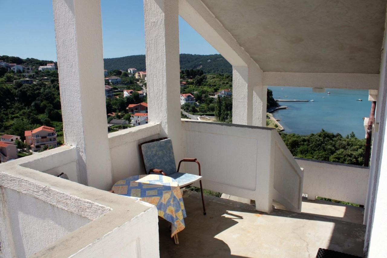 Apartments With A Parking Space Kampor, Rab - 5032 Exterior foto